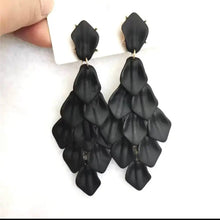 Tassel Petal Earrings